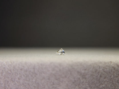 0015-1-2　ダイヤモンド　0.05ct