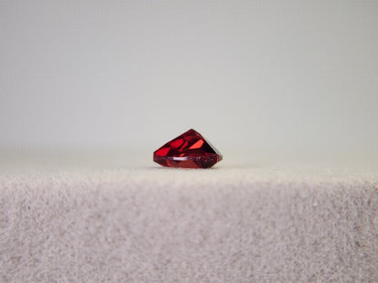 0910-1-14　ガーネット　1.40ct