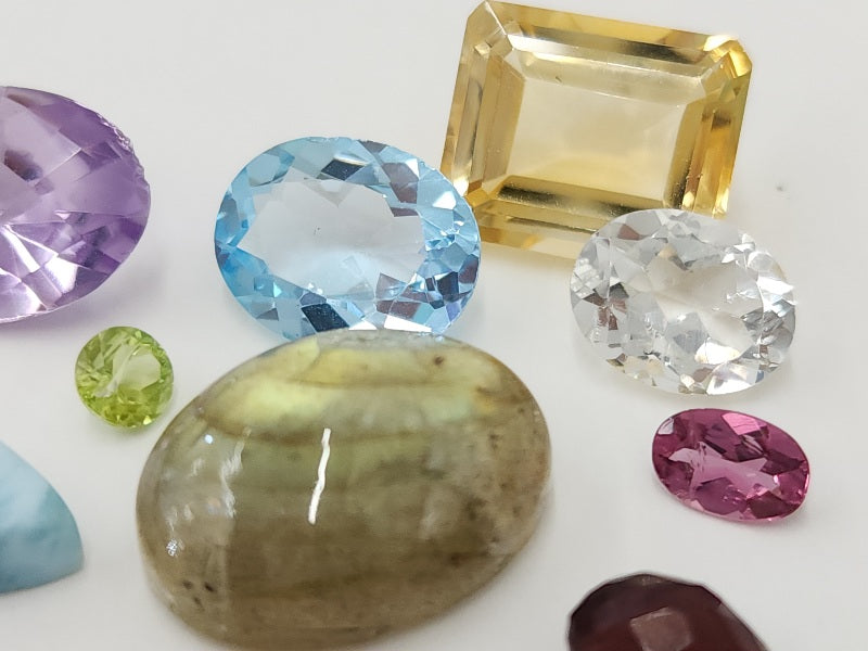 Wkar-83　訳あり東洋ルース　30.43ct