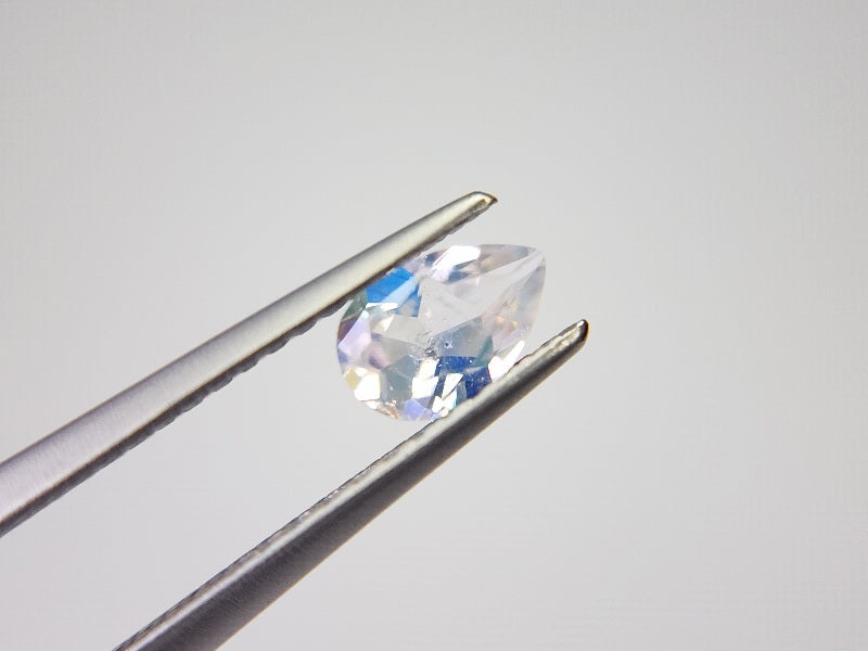 0762-19　アンデシンラブラドライト　0.36ct