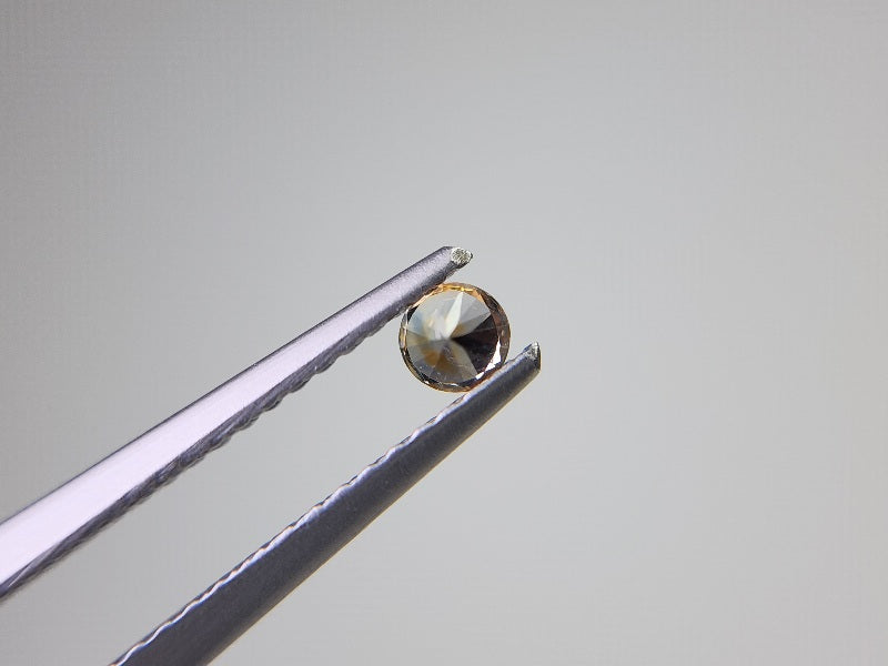 0090-27　モンタナサファイア　0.15ct