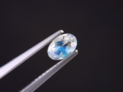 0760-4　アンデシンラブラドライト　0.52ct
