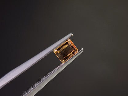 0020-3-1　インペリアルトパーズ　0.76ct