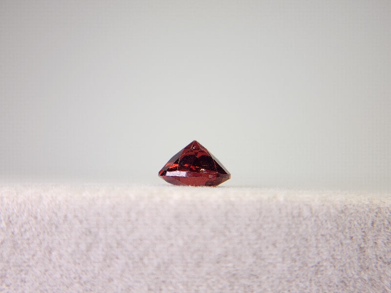 0910-2-5　ガーネット　1.57ct