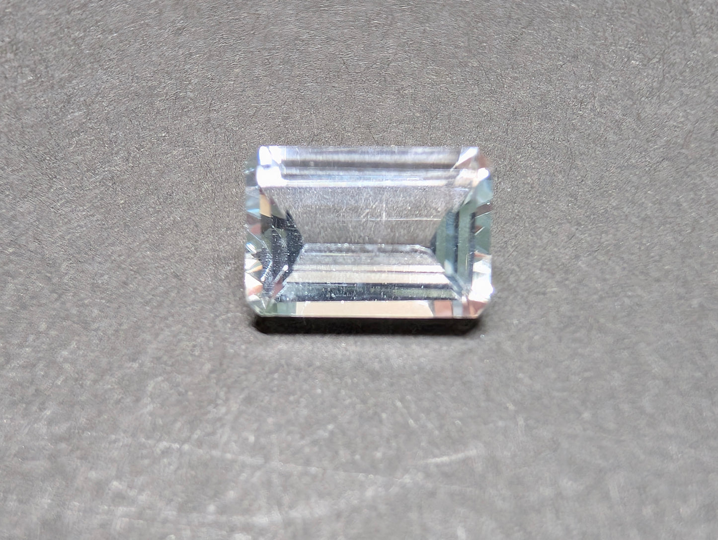 0080 バイカラートパーズ 3.37ct