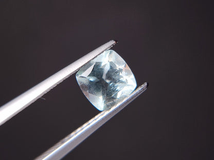 gBE-5　グリーンベリル　0.85ct