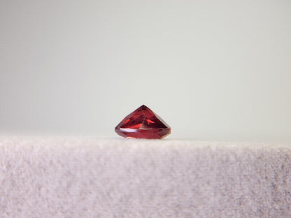0910-2-2　ガーネット　1.65ct