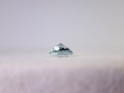 0878-1-9　グリーンベリル　0.37ct