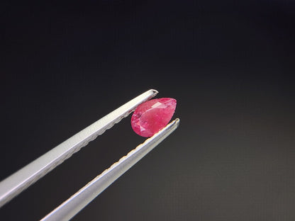 r-BE-3　レッドベリル　0.11ct