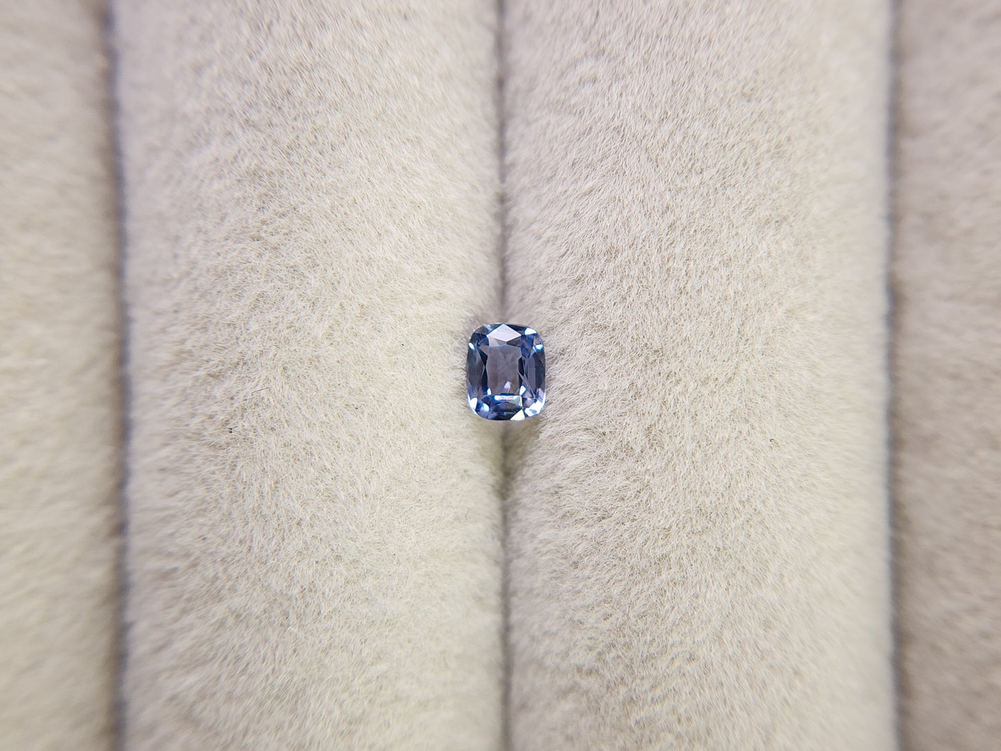 0929-5　ブルースピネル　0.22ct