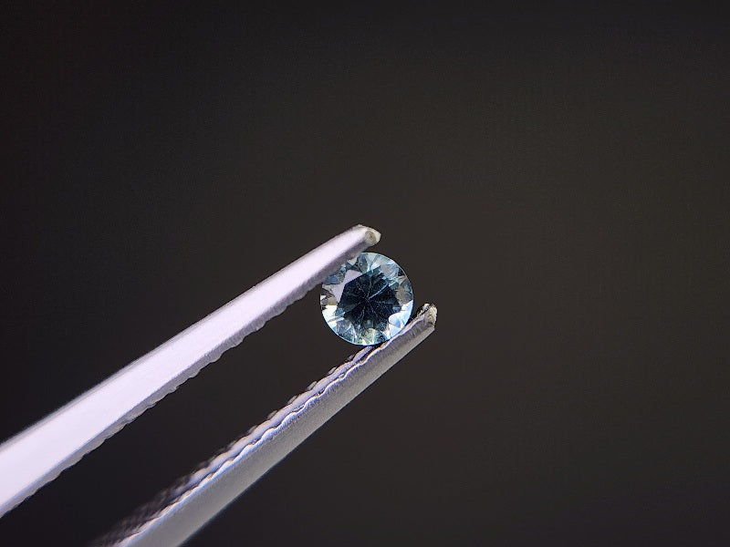 0090-33　モンタナサファイア　0.16ct