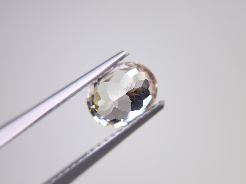 0010-1-1　ジルコン　2.22ct