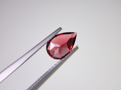 0910-3-4　ガーネット　1.54ct
