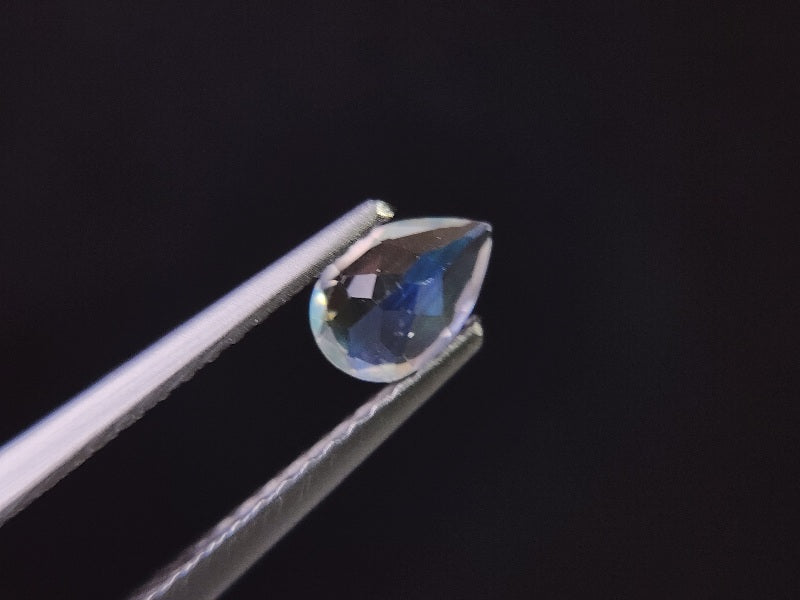 0762-7　アンデシンラブラドライト　0.44ct