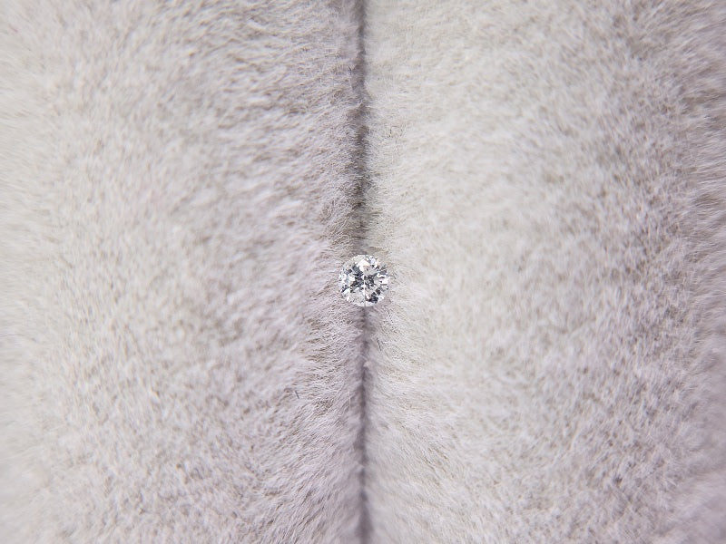 0015-1-6　ダイヤモンド　0.03ct