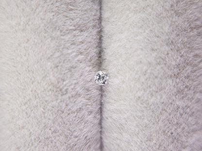 0015-1-6　ダイヤモンド　0.03ct