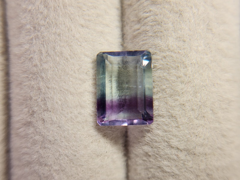 bc-FLO-33　バイカラーフローライト　2.85ct