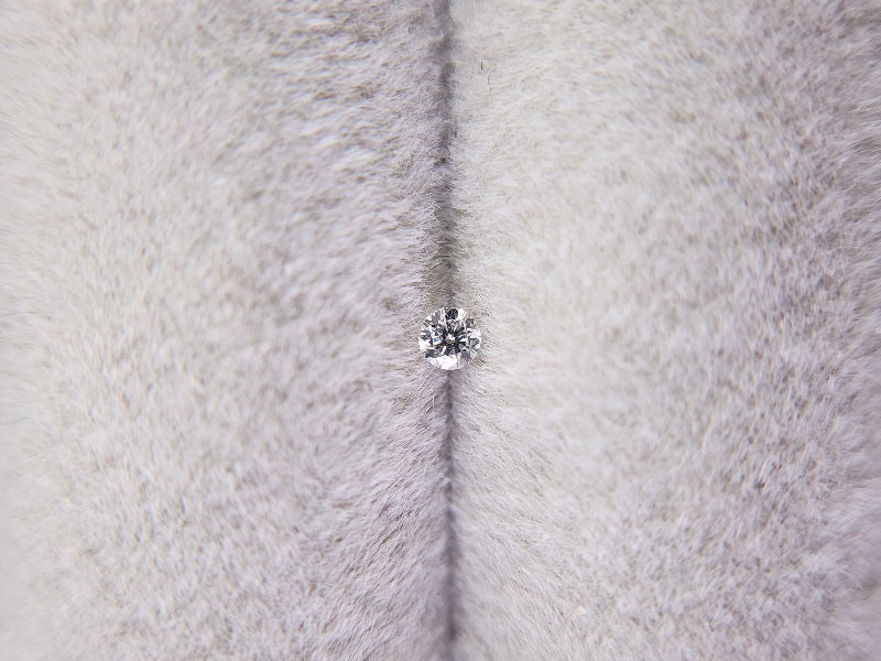 0015-1-7　ダイヤモンド　0.03ct