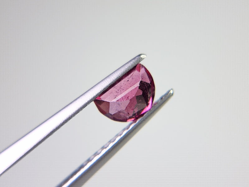 RDGA-15　ロードライトガーネット　0.68ct