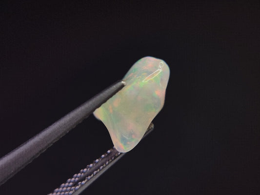 0914-3　さざれオパール（穴あき）　2.39ct