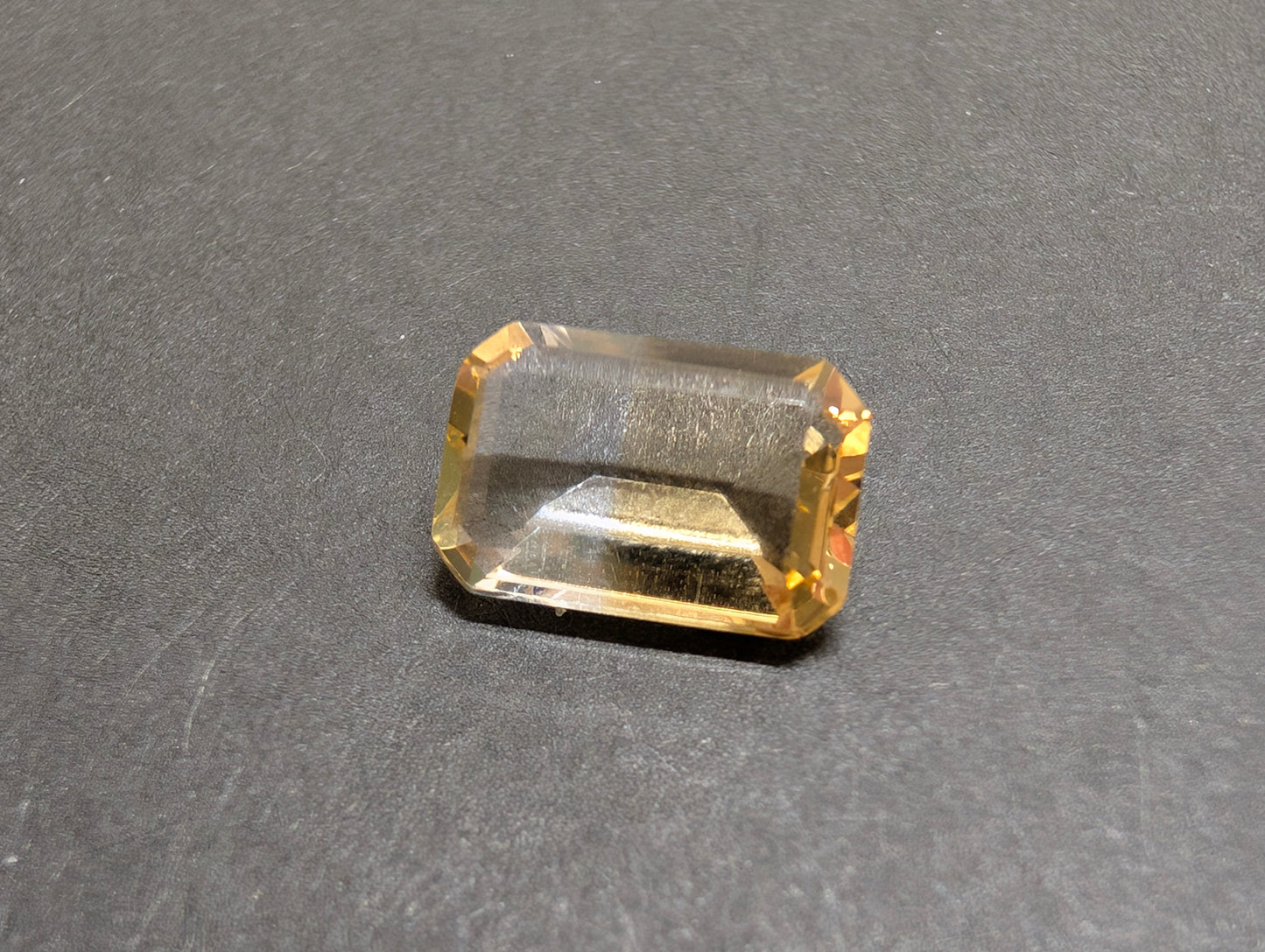 0371　バイカラーシトリン　1.65ct