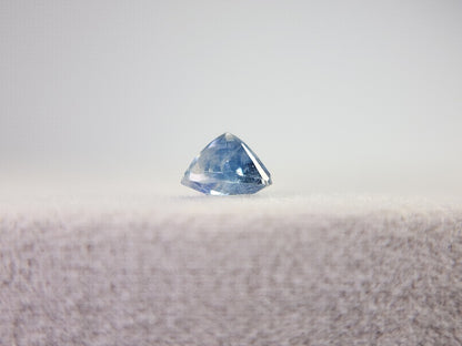 SA-68　蛍光！サファイア　0.87ct